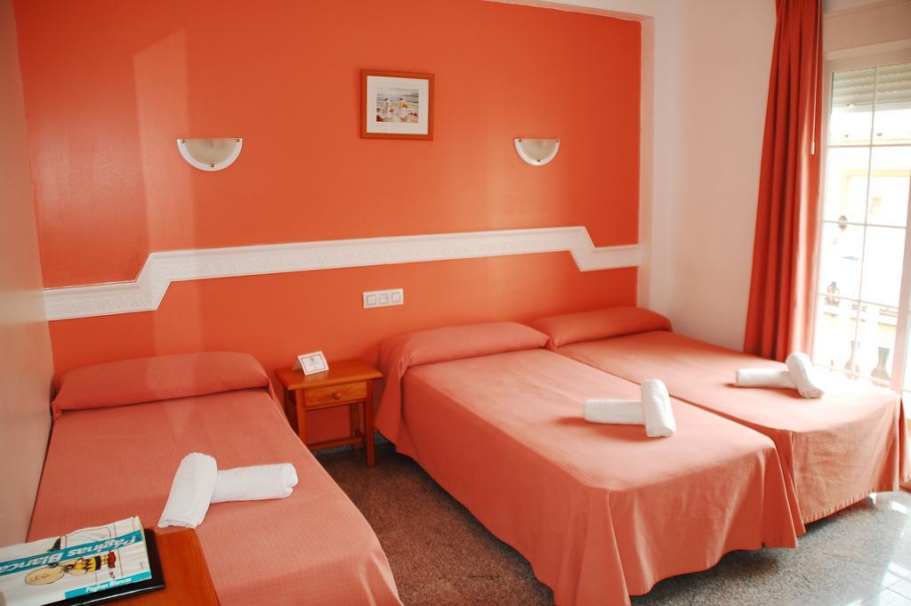 Hostal Mary Tere Salobreña Buitenkant foto