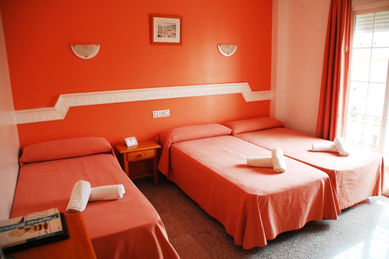 Hostal Mary Tere Salobreña Buitenkant foto